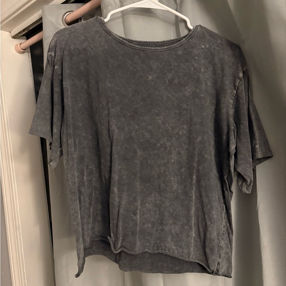 Caution To The Wind Charcoal Gray Short Sleeve Tee